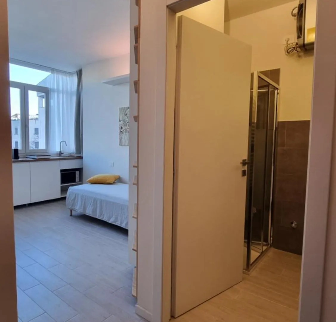 Apartamento Luminoso Monolocale Mm3 Dergano Sky Legnone Milán